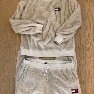 Tommy Hilfiger Cream Fleece Pullover